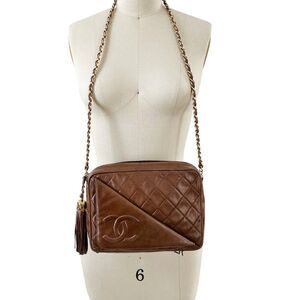 Authentic Chanel VTG CrossBody Tassel Brown Lambskin Camera Bag Purse RARE 90s